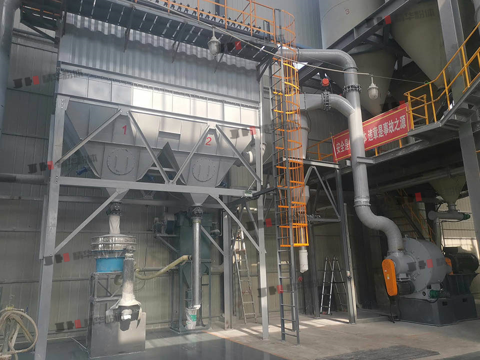 膨潤(rùn)土超微沖擊磨--遼寧某新材料公司